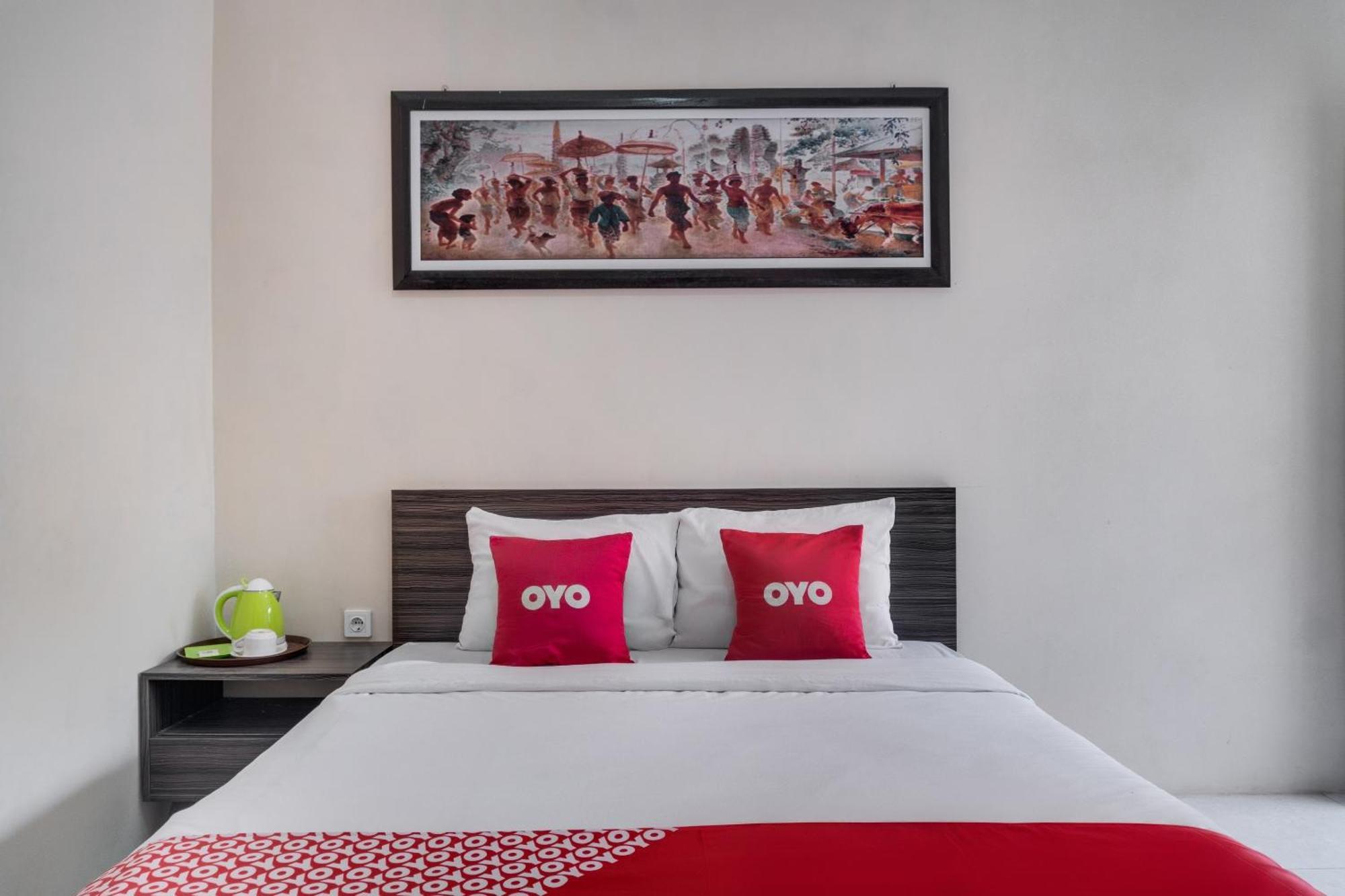 Super Oyo 1579 Kate'El Inn Banyuwangi  Eksteriør billede